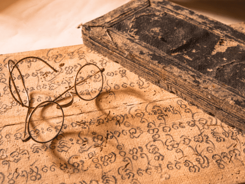 Le calame : un instrument d'écriture historique pour redécouvrir l'art de l'écriture manuscrite